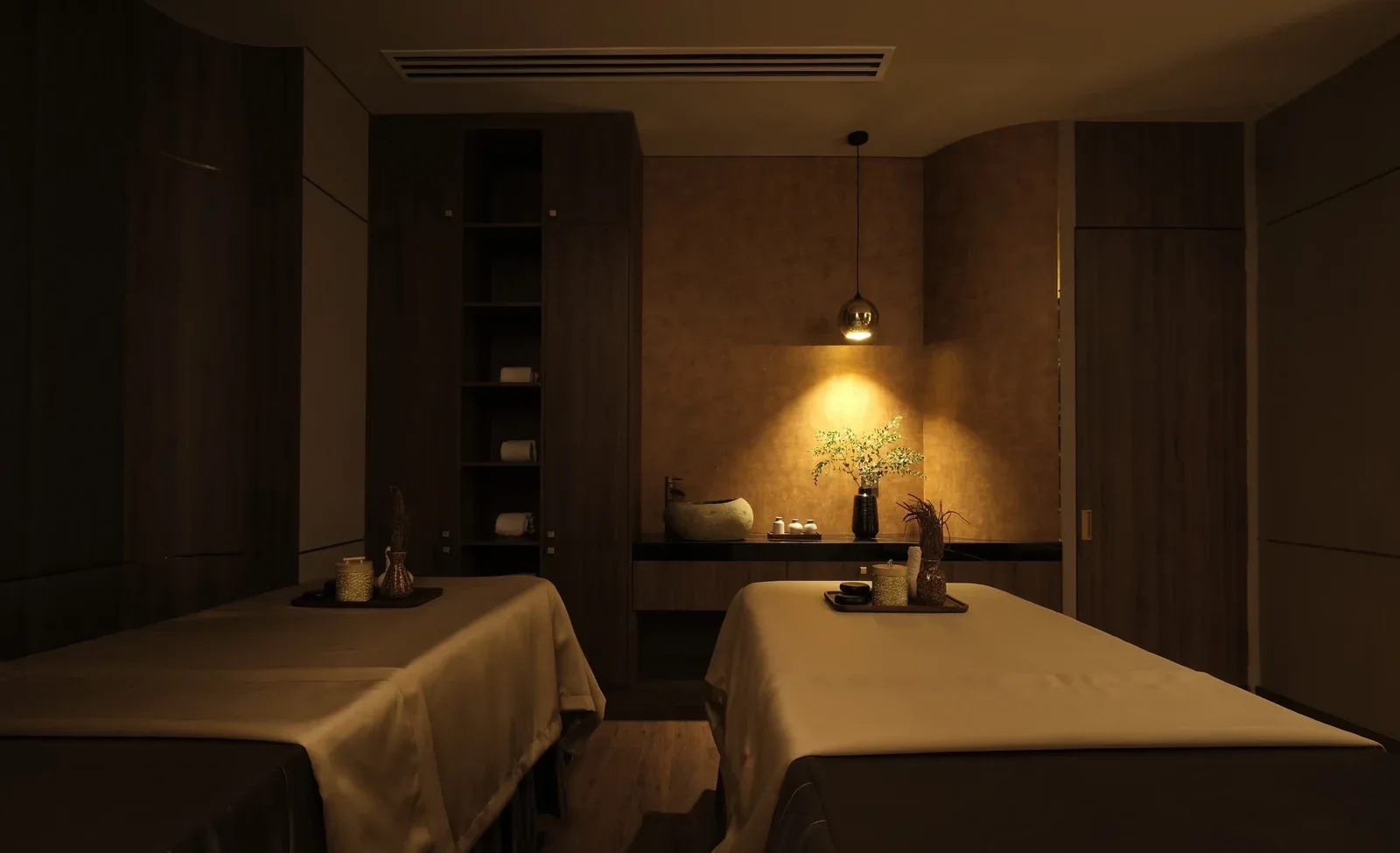 Tĩnh Spa 靜水療主圖