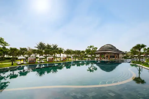 Cove 海濱餐廳酒吧